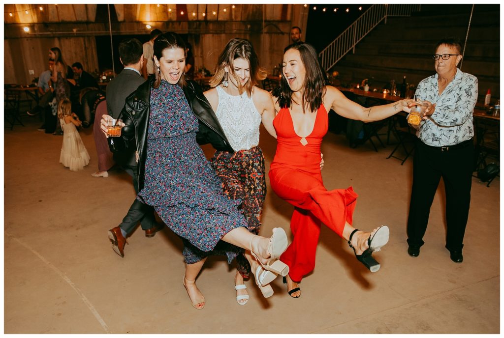girls dancing at wedding 
